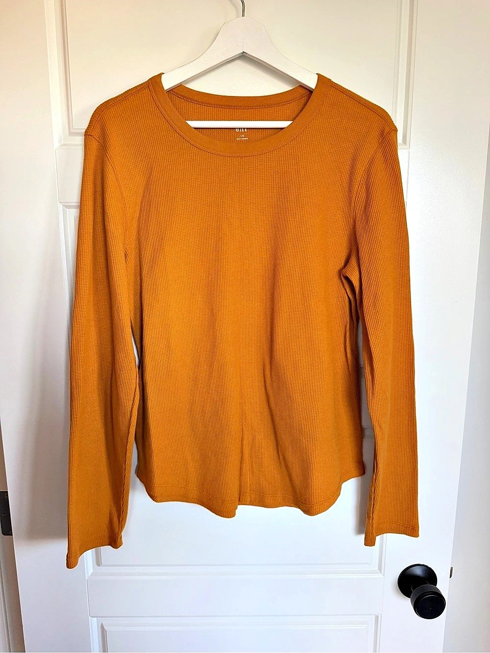 Gap Waffle Knit Long Sleeve T-Shirt Ribbed Crew Neck Orange Large